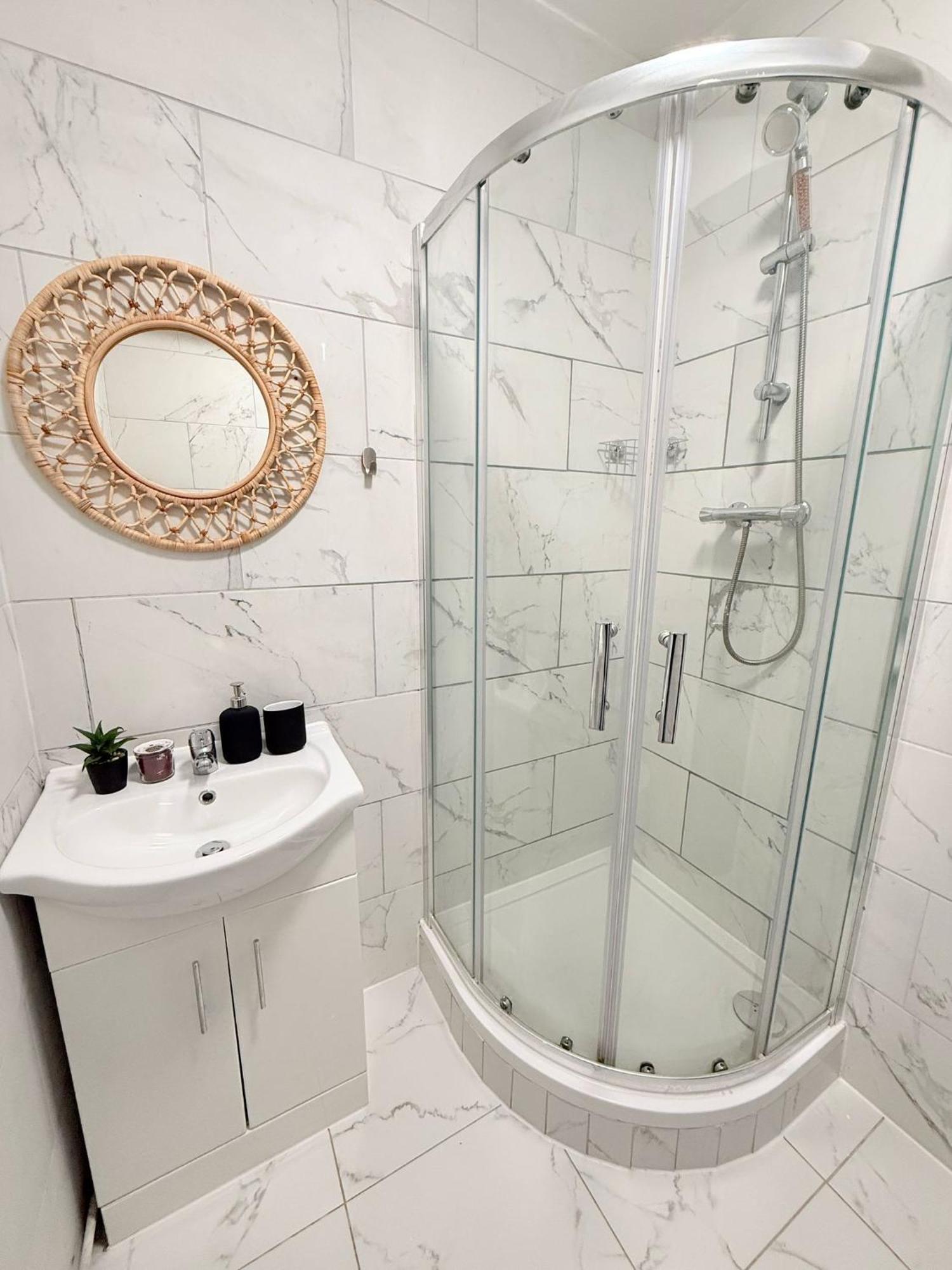 Tottenham En Suites Guest Rooms ロンドン エクステリア 写真
