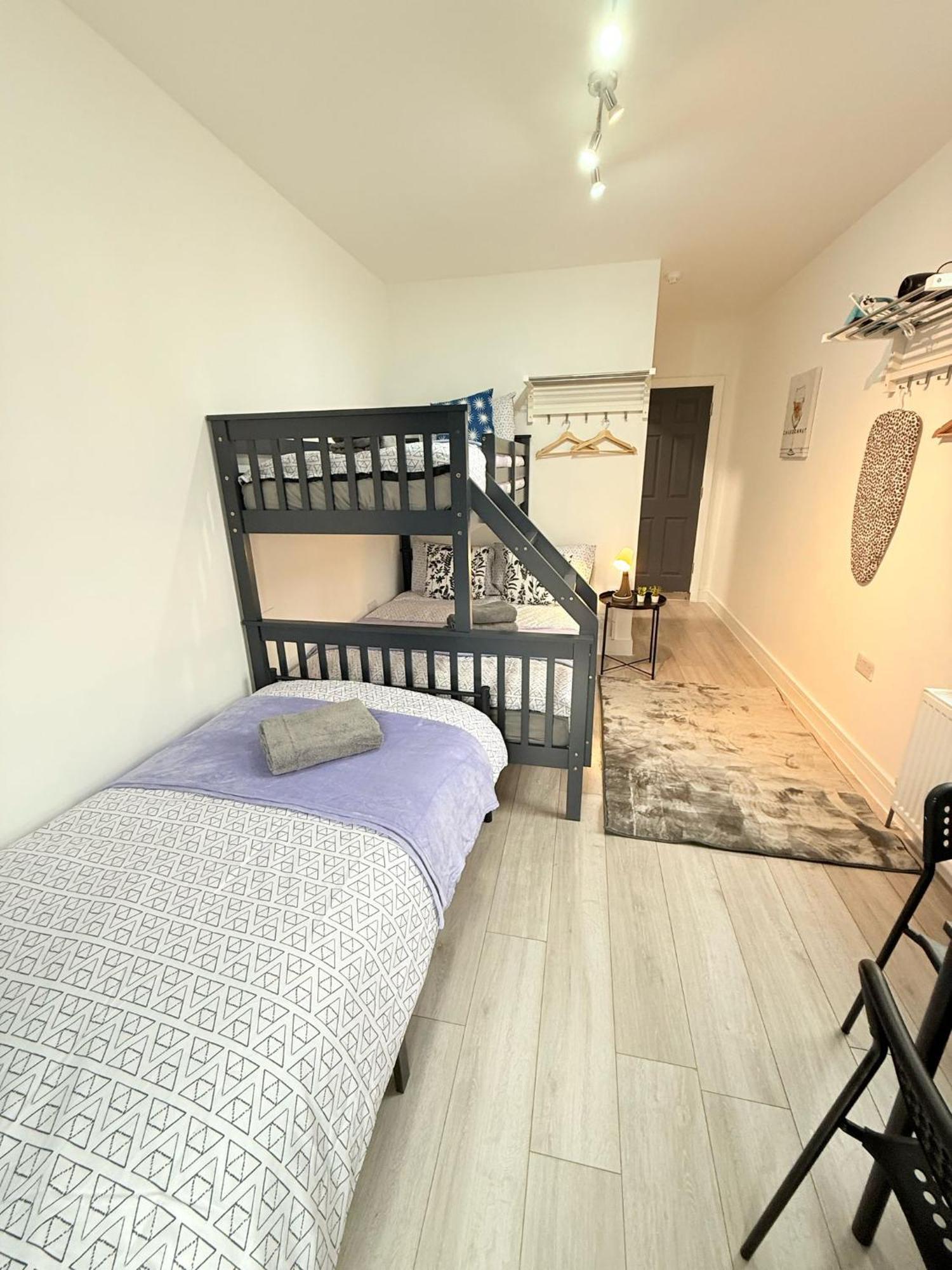 Tottenham En Suites Guest Rooms ロンドン エクステリア 写真