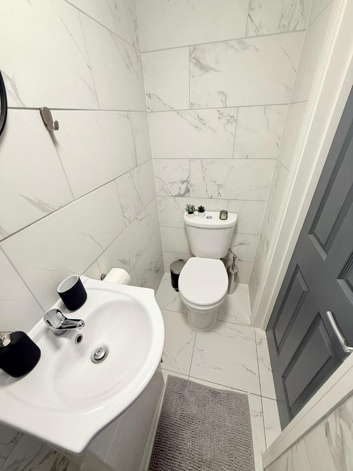 Tottenham En Suites Guest Rooms ロンドン エクステリア 写真