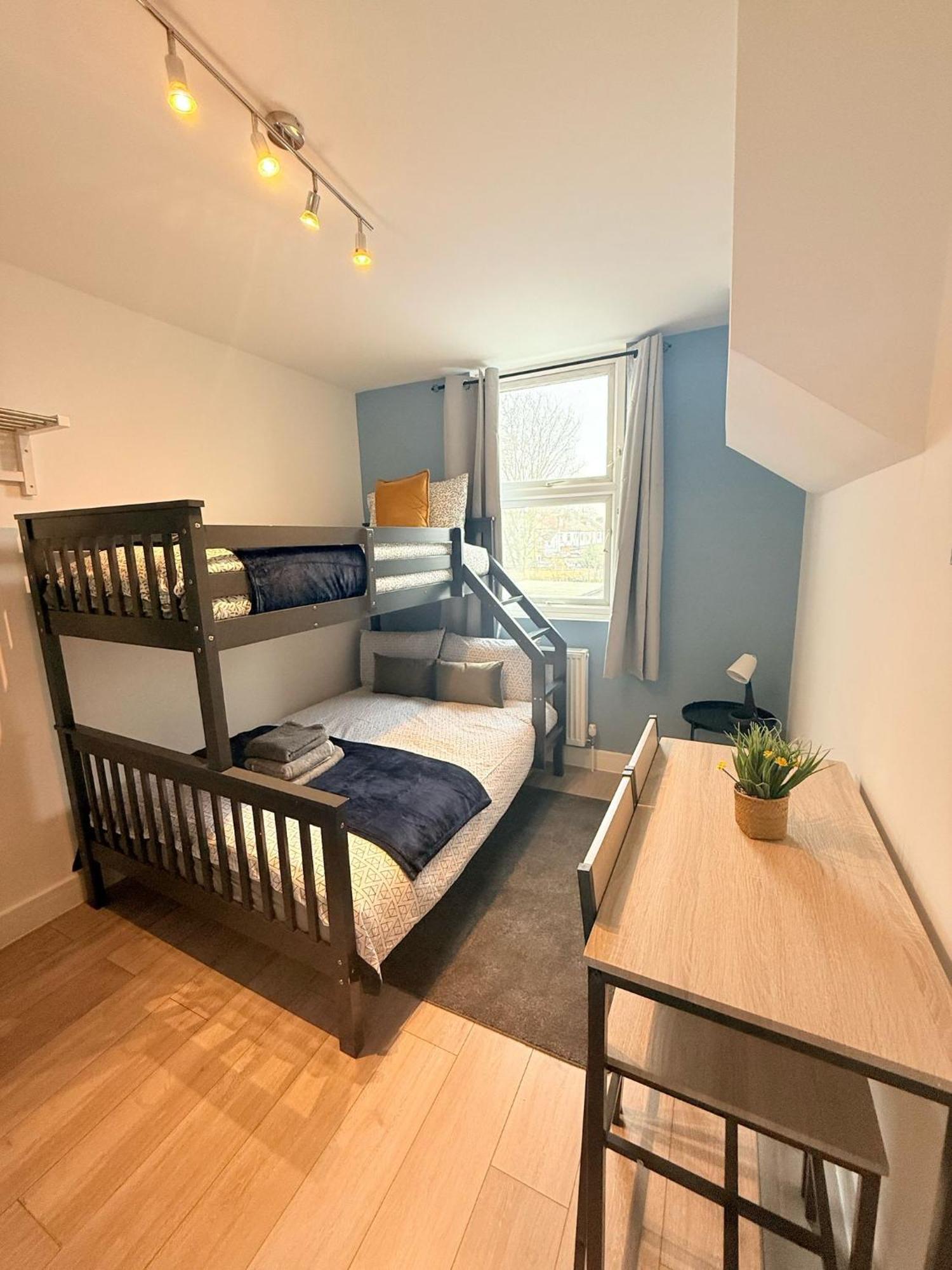 Tottenham En Suites Guest Rooms ロンドン エクステリア 写真