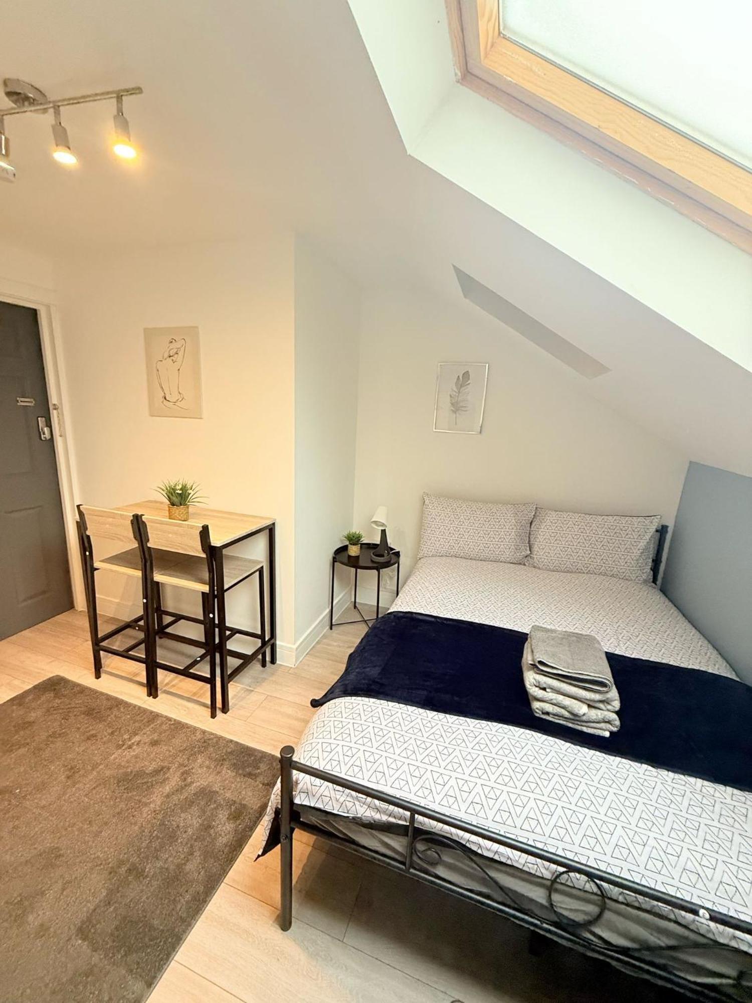 Tottenham En Suites Guest Rooms ロンドン エクステリア 写真